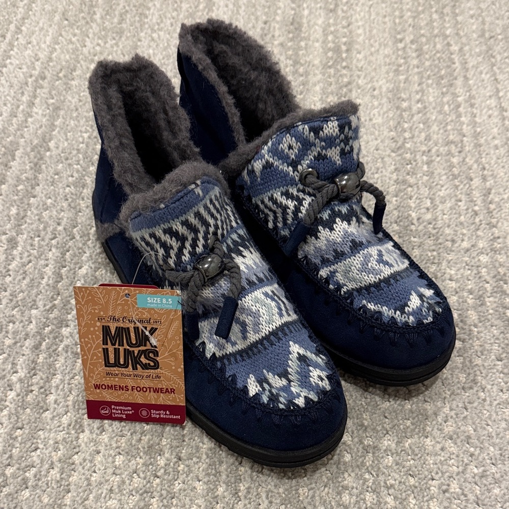 Muk Luks Navy and Gray Women's Slippers